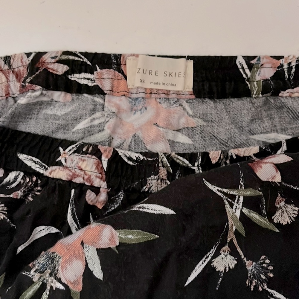 Azure skies tube top one piece XS flower pattern *shorts not skirt